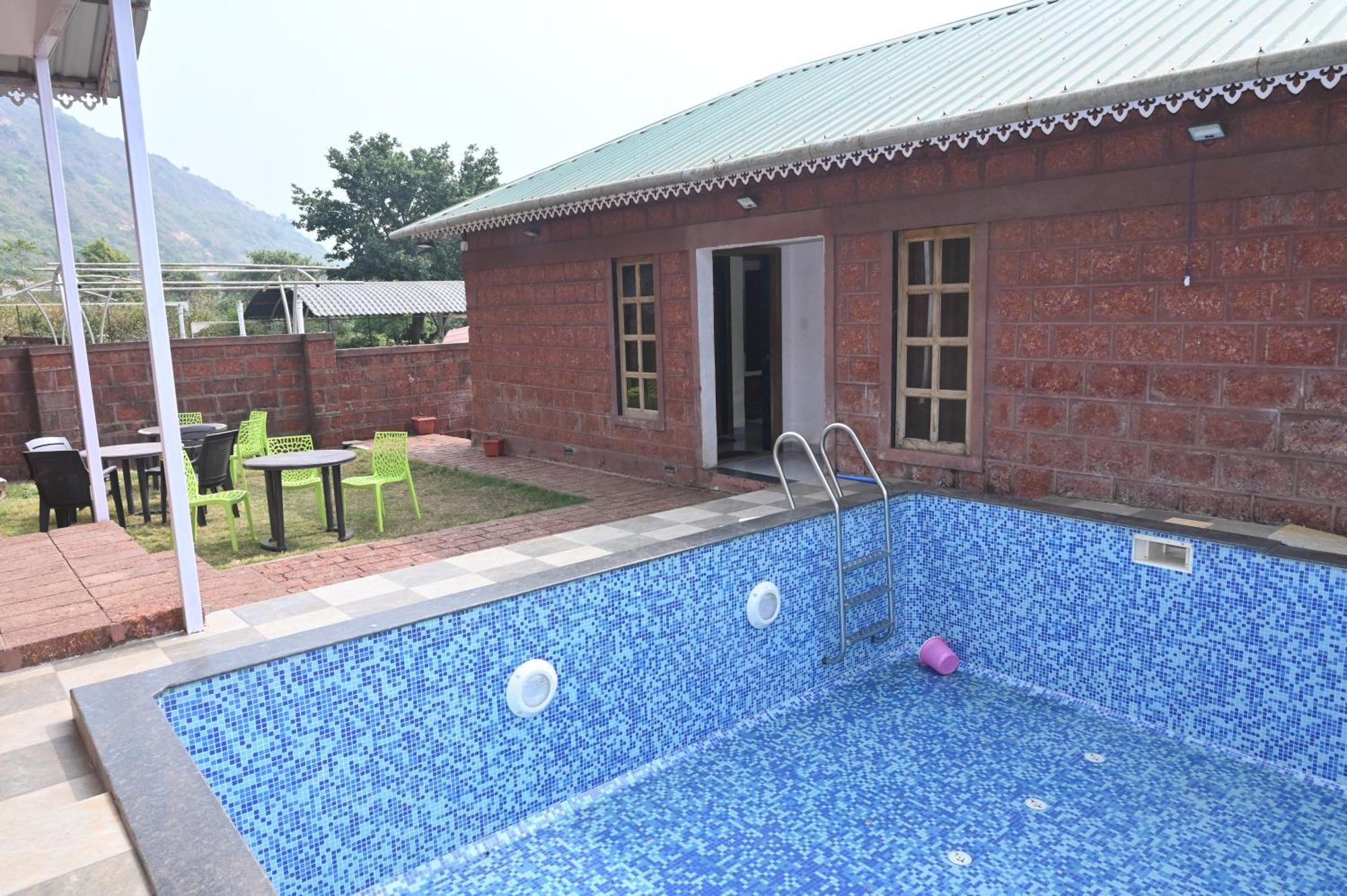 Shiv Parvati Resort - 5 Bhk Villa In Mahabaleshwar Exterior photo